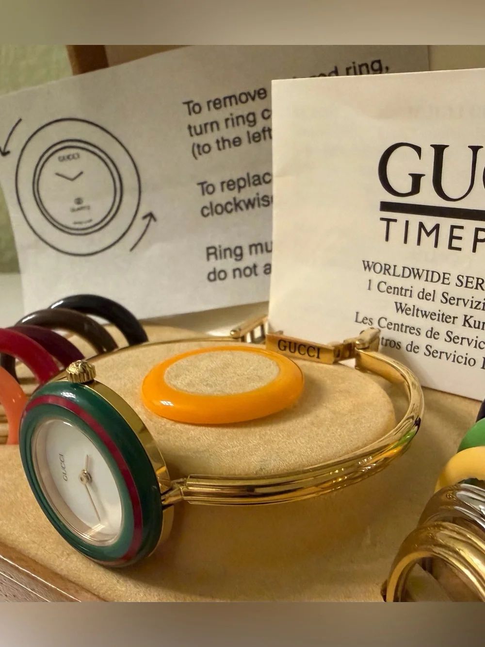 Near Mint~Gucci Interchangeable Bezel Bangle Bracelet Watch with Box/Paper